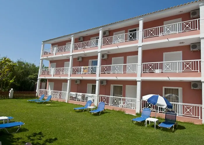 Angelina & Apartahotel 3*