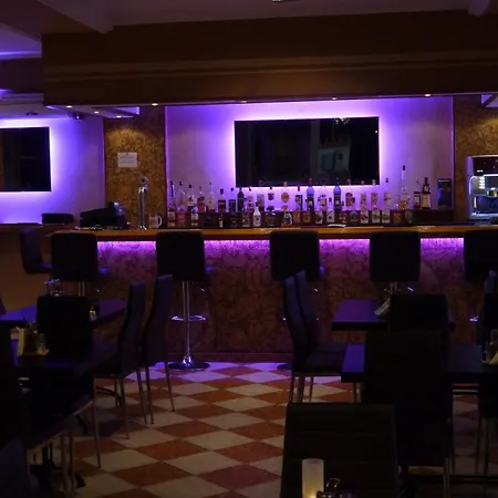 Apartmanhotel Angelina & 3*