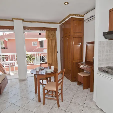 Apart Otel Angelina &